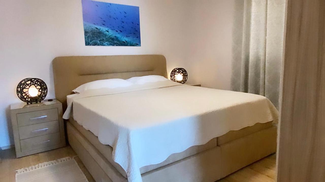 Apartments Tasha Mali Lošinj Kültér fotó